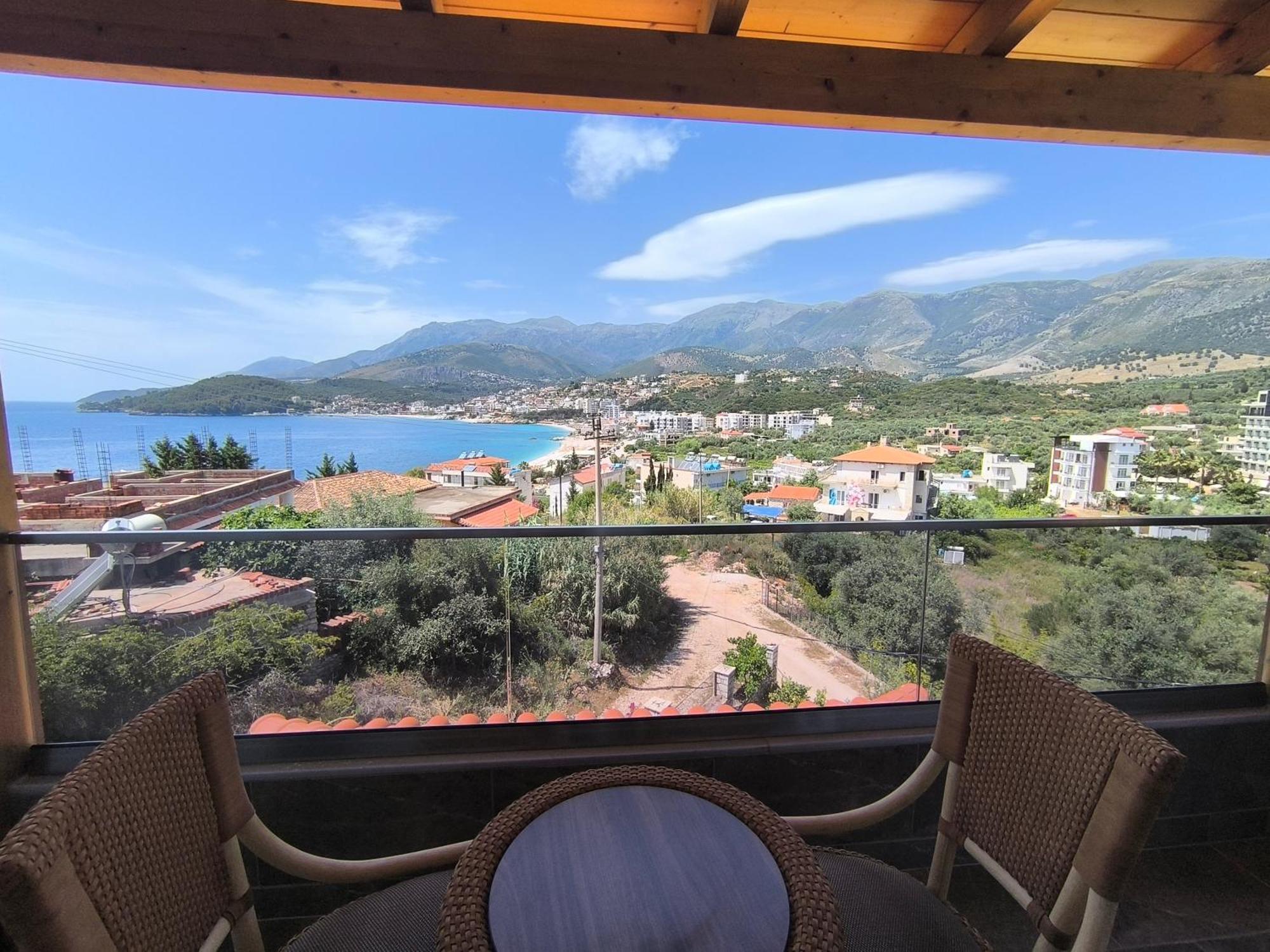 Villa Bodini Himarë Eksteriør billede