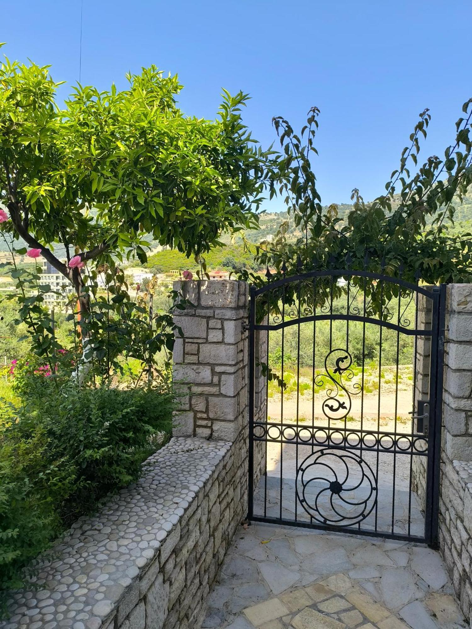 Villa Bodini Himarë Eksteriør billede